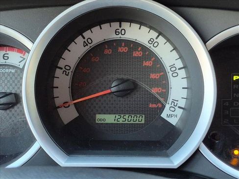 Used 2012 Toyota Tacoma PreRunner w/ TRD Sport Pkg RWD image 10
