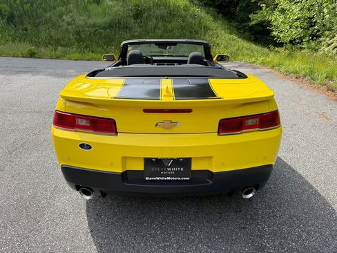 Used 2015 Chevrolet Camaro LT RWD image 7