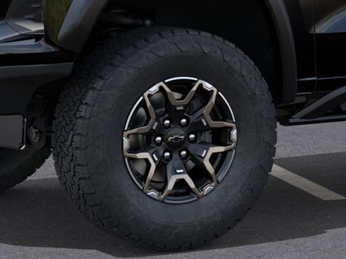 New 2026 Chevrolet Colorado ZR2 w/ Technology Package AWD/4WD image 10