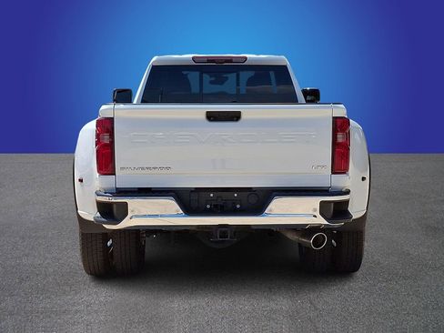 Used 2024 Chevrolet Silverado 3500 LTZ w/ LTZ Plus Package AWD/4WD image 5