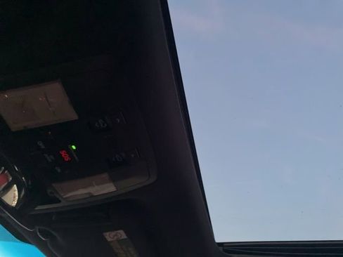 Used 2021 Lexus GX 460 Premium image 16