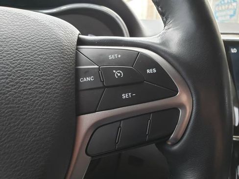 Used 2021 Jeep Grand Cherokee Laredo X image 21