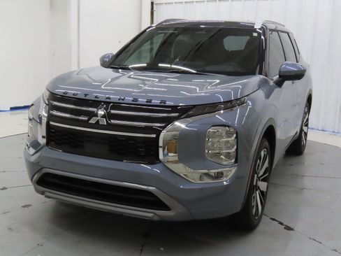 New 2025 Mitsubishi Outlander SEL image 7