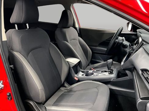 Used 2025 Subaru Crosstrek 2.5i Premium AWD/4WD image 8