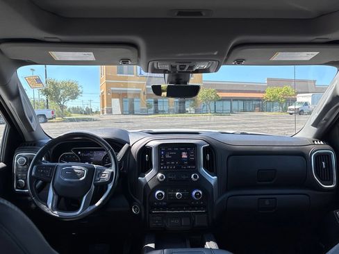 Used 2020 GMC Sierra 1500 Denali w/ Denali Ultimate Package AWD/4WD image 12