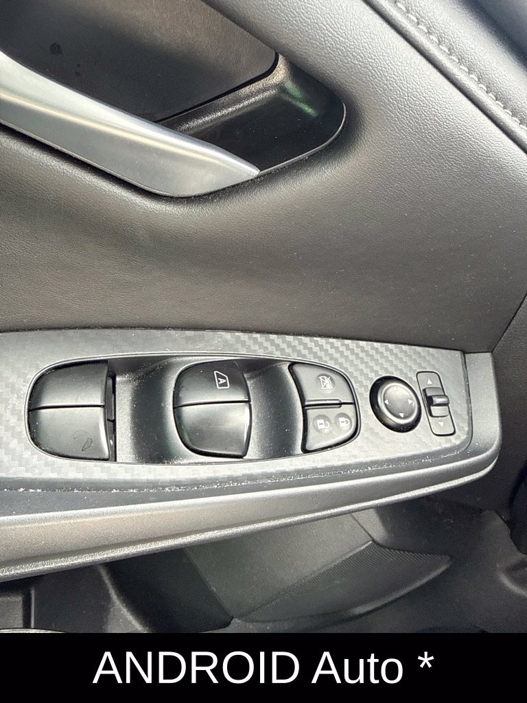 Used 2025 Nissan Sentra SV FWD image 10