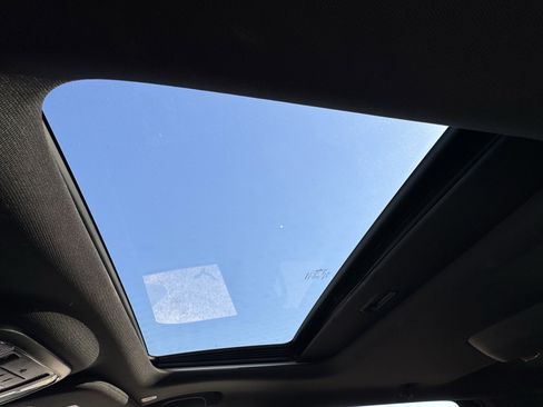 Used 2024 Dodge Durango GT image 15