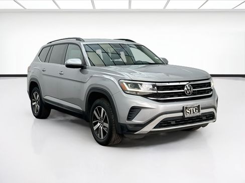 Used 2021 Volkswagen Atlas SE FWD image 3