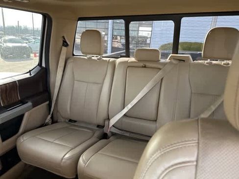 Used 2018 Ford F150 Lariat w/ Equipment Group 502A Luxury image 6