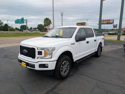 Used 2018 Ford F150 XL w/ Equipment Group 101A Mid AWD/4WD image 4