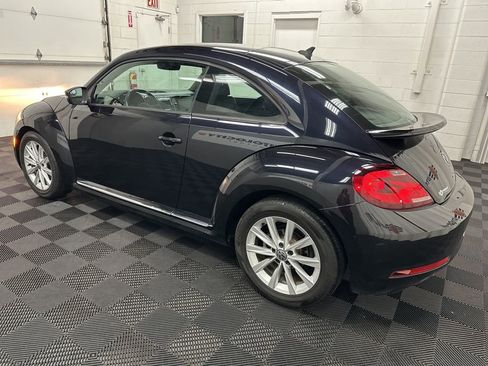 Used 2018 Volkswagen Beetle 2.0T FWD image 7