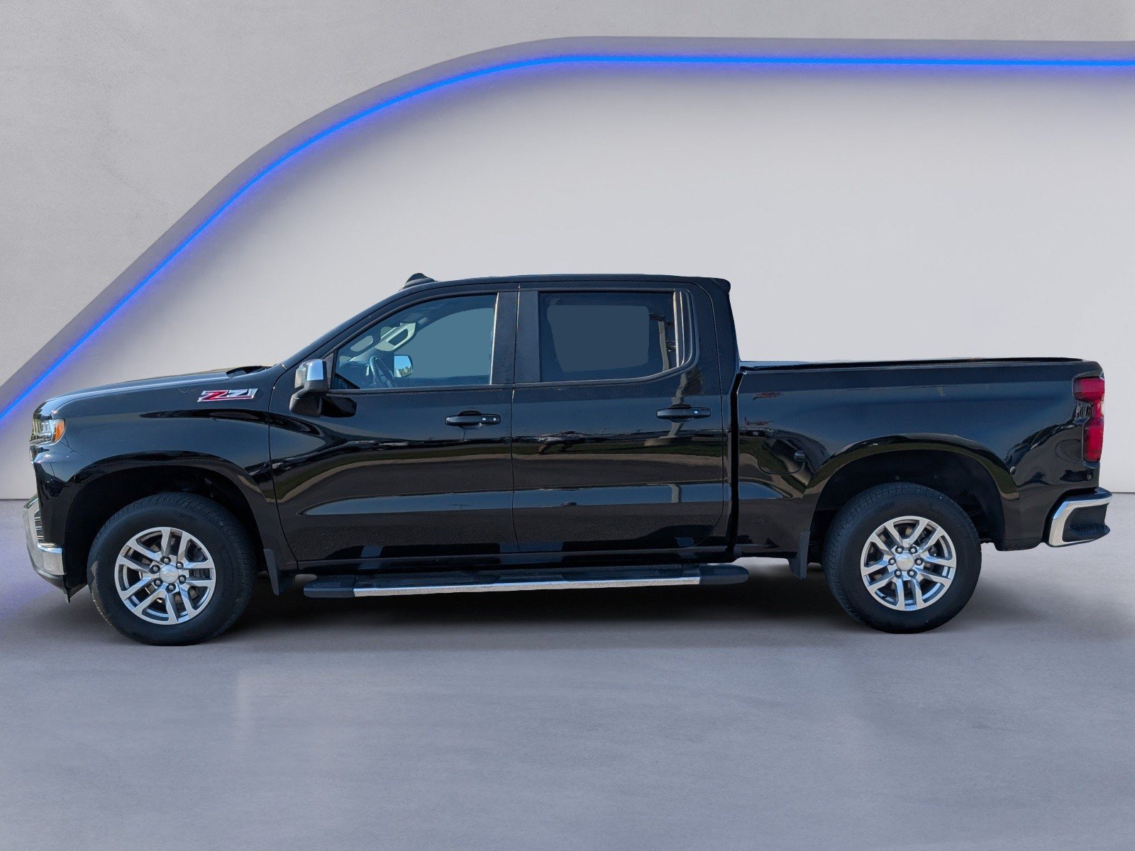 Used 2019 Chevrolet Silverado 1500 LT w/ All-Star Edition AWD/4WD image 3