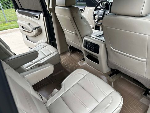Used 2019 GMC Yukon XL Denali w/ Open Road Package image 21