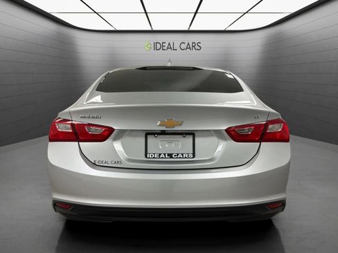 Used 2018 Chevrolet Malibu LT FWD image 6