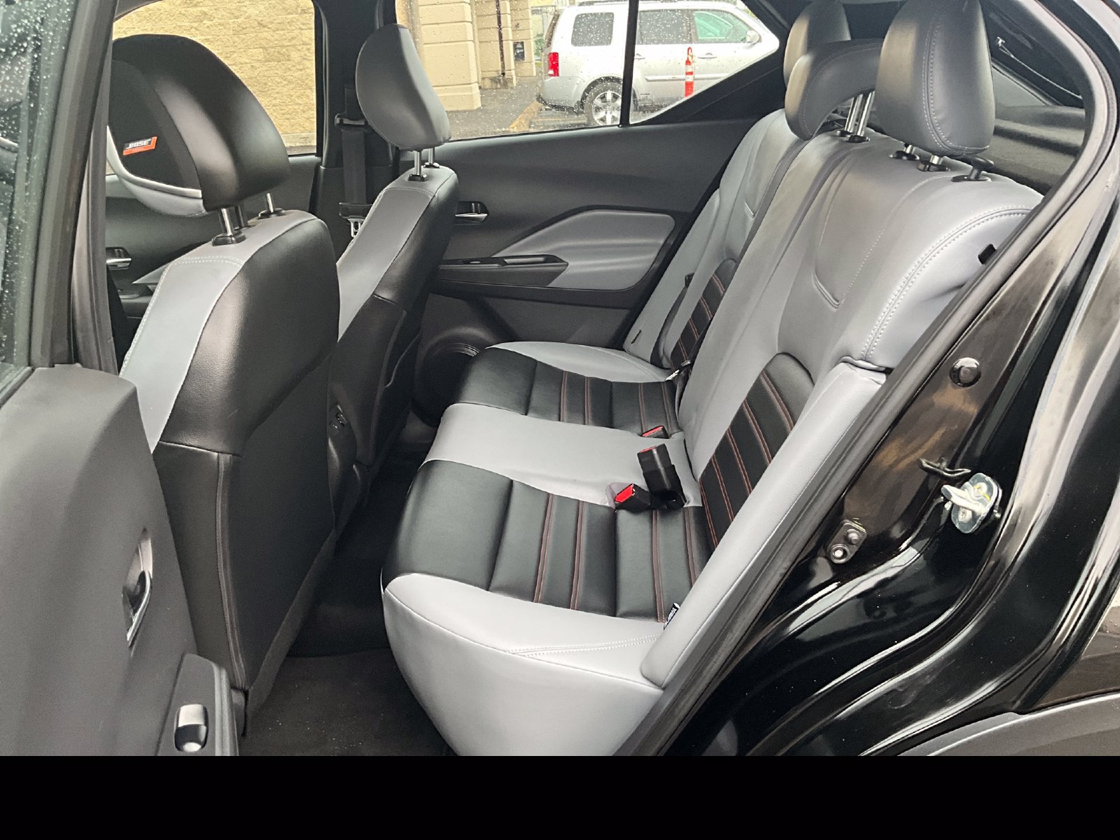 Used 2023 Nissan Kicks SR w/ SR Premium Package FWD image 10