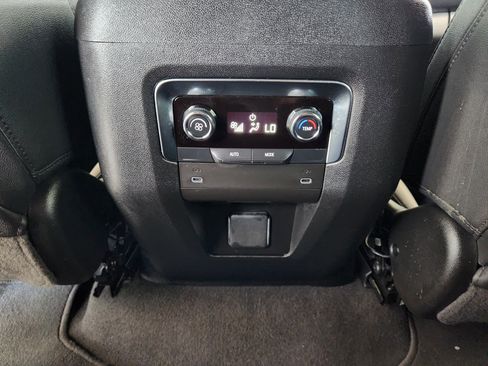 Certified 2025 Chevrolet Tahoe LT AWD/4WD image 32