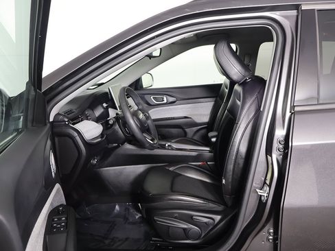 Used 2022 Jeep Compass Latitude image 26