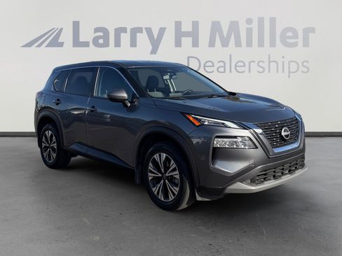 Used 2023 Nissan Rogue SV FWD image 7