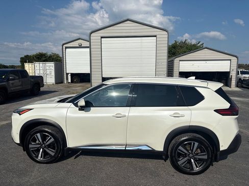 Used 2023 Nissan Rogue SL w/ SL Premium Package FWD image 11
