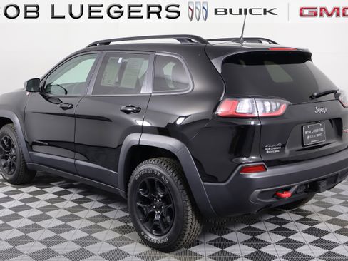 Used 2022 Jeep Cherokee Trailhawk w/ Sun, Sound & Nav Group AWD/4WD image 6