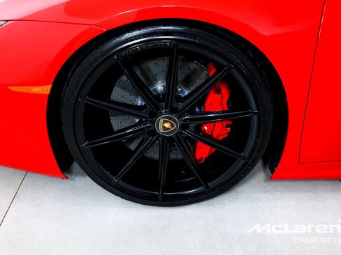 Used 2016 Lamborghini Huracan LP 580-2 RWD image 29