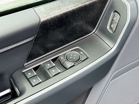 Certified 2022 Ford F150 XLT w/ Equipment Group 302A High image 19