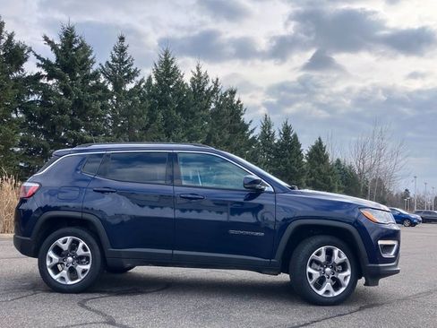 Used 2020 Jeep Compass Limited image 18