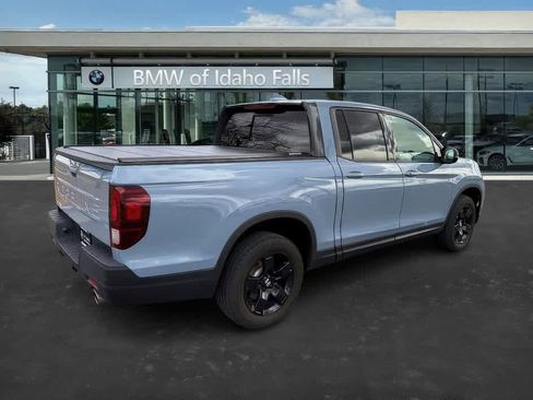 Used 2025 Honda Ridgeline Black Edition image 8