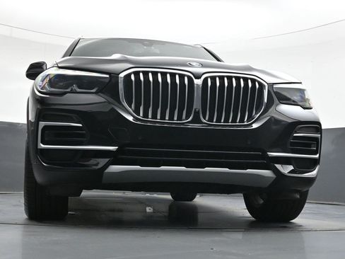 Used 2023 BMW X5 xDrive40i w/ Premium Package AWD/4WD image 35