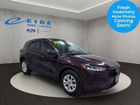 Used 2023 Ford Escape Active w/ Tech Pack #2 image 1