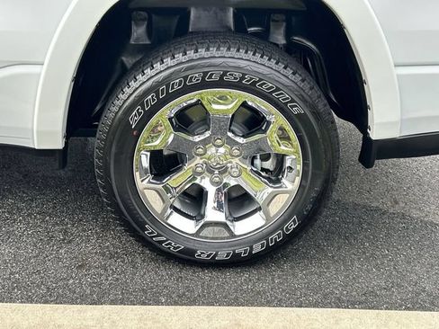 Used 2025 RAM 1500 Big Horn AWD/4WD image 11