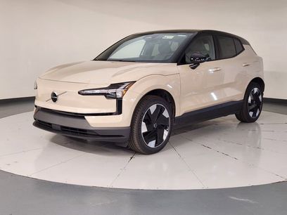 New 2026 Volvo EX30 Plus w/ Climate Package