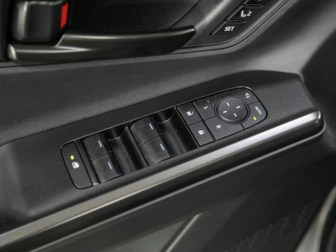 Certified 2026 Toyota bZ AWD/4WD image 22