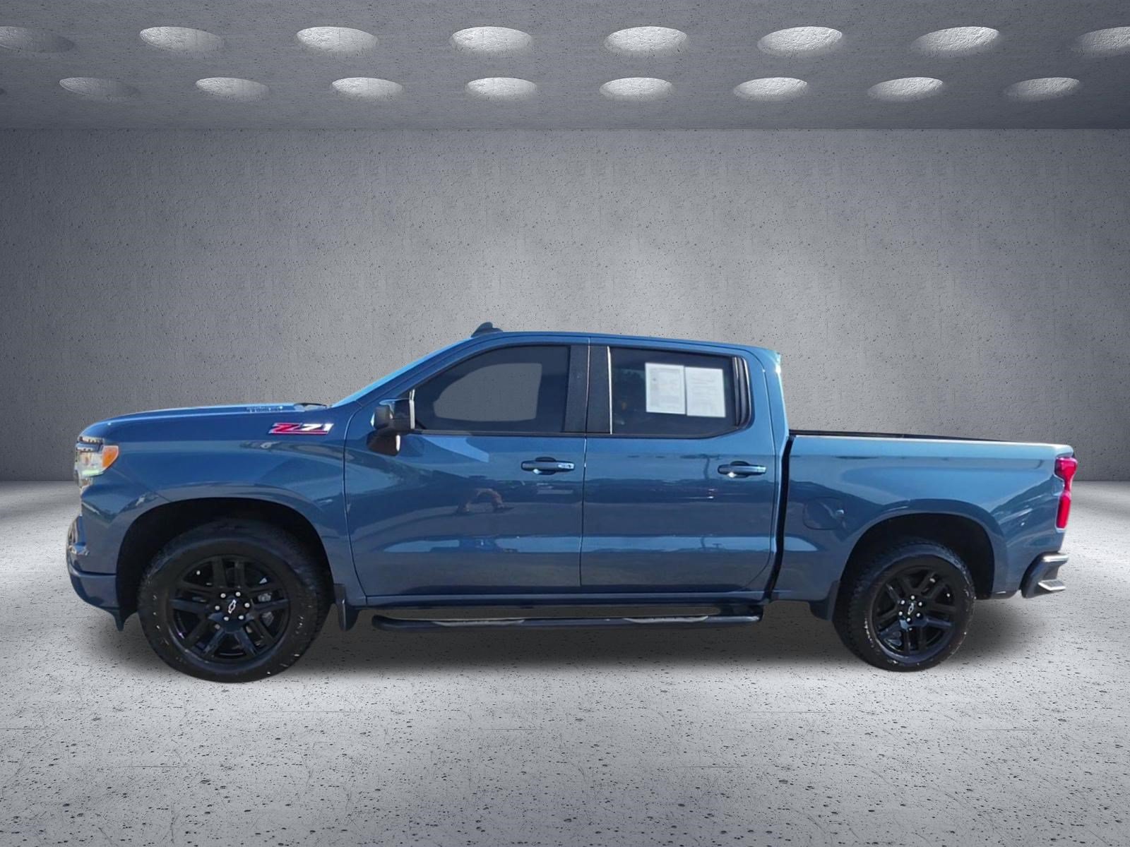 Used 2024 Chevrolet Silverado 1500 RST AWD/4WD image 2