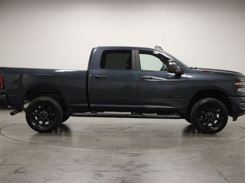 Used 2025 RAM 2500 Big Horn AWD/4WD image 9