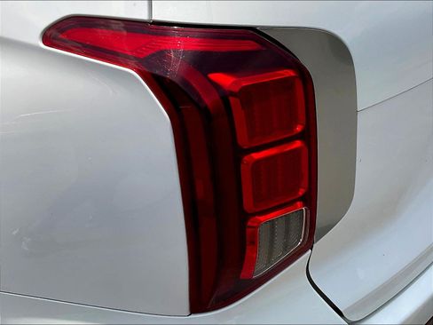 Used 2025 Hyundai Palisade SEL AWD/4WD image 23