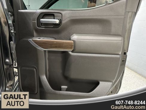 Used 2021 Chevrolet Silverado 1500 LT Trail Boss w/ Bed Protection Package image 18