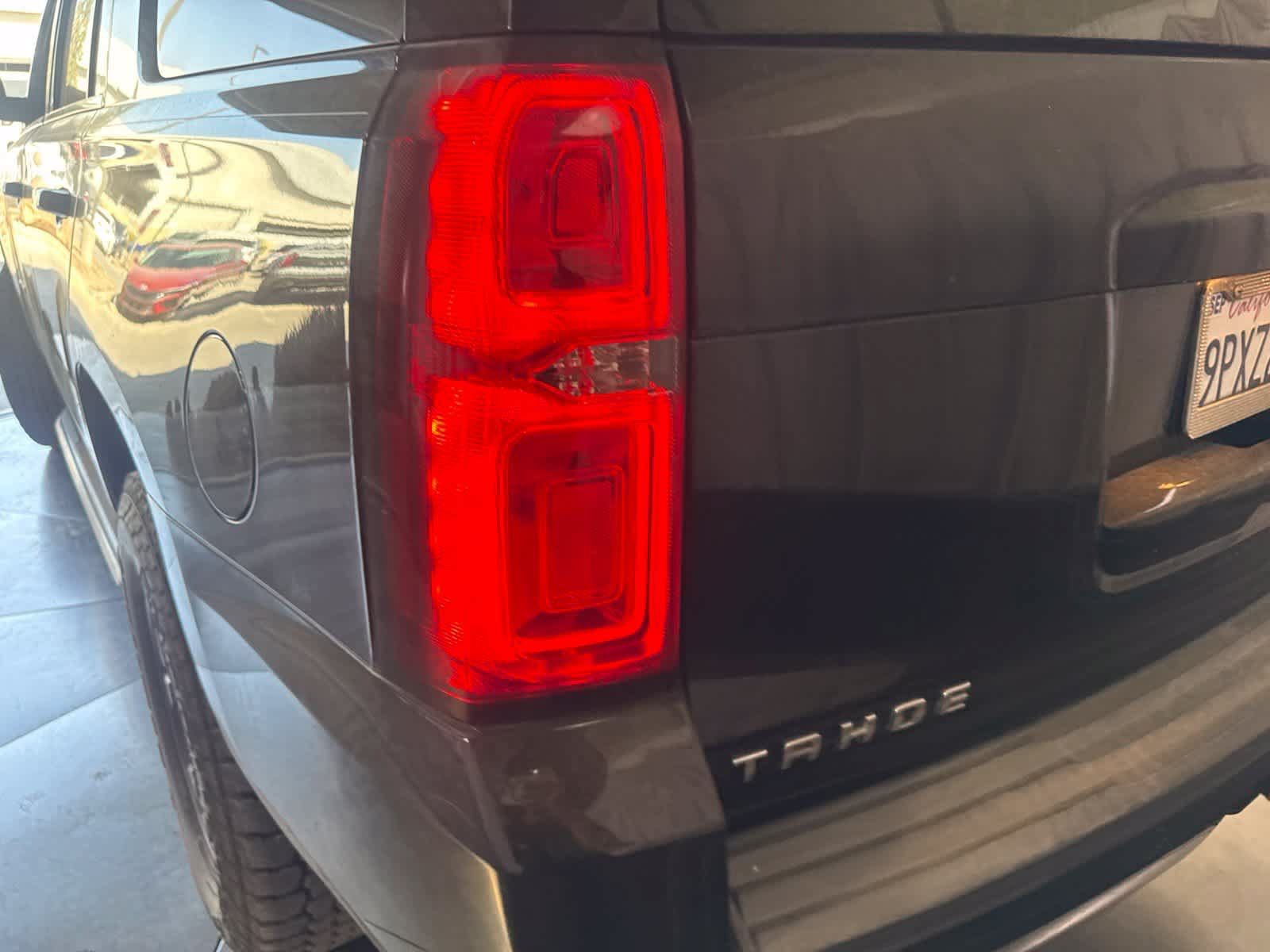 Used 2017 Chevrolet Tahoe LS RWD image 13