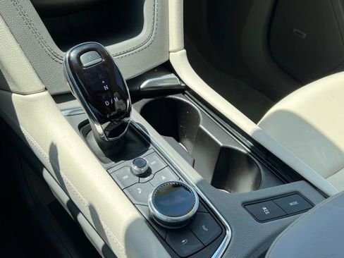 Certified 2023 Cadillac XT6 Premium Luxury image 27