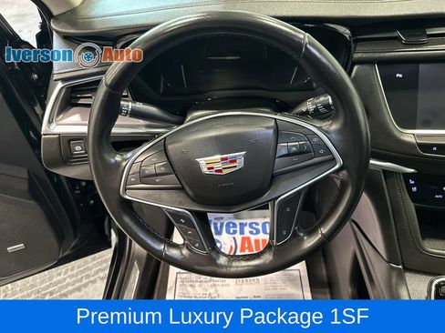 Used 2018 Cadillac XT5 Premium Luxury AWD/4WD image 18