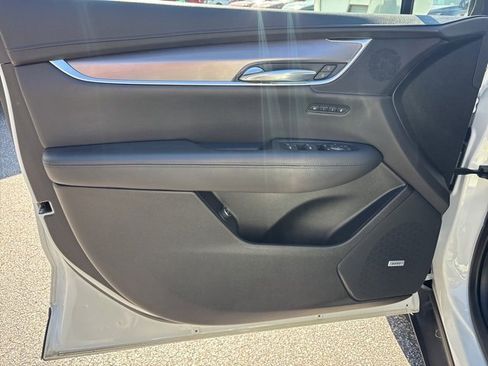 Used 2019 Cadillac XT5 Premium Luxury image 27