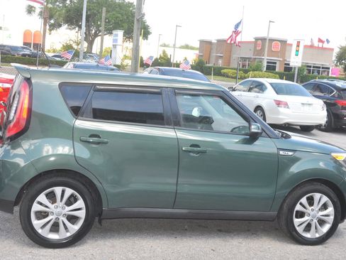 Used 2014 Kia Soul + w/ UVO w/Eservices Package FWD image 7