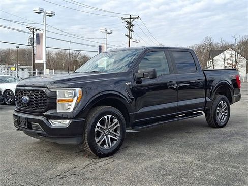 Used 2022 Ford F150 XL w/ STX Appearance Package image 3