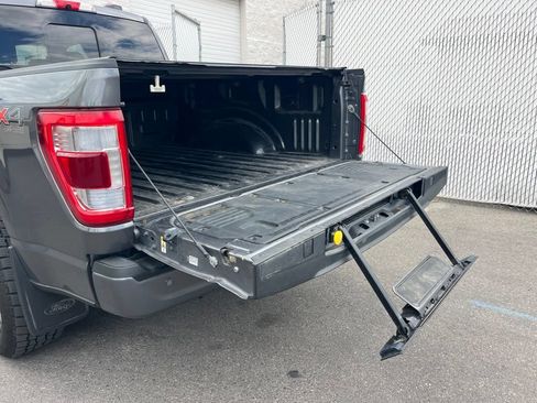 Used 2022 Ford F150 Lariat w/ Equipment Group 502A High AWD/4WD image 38