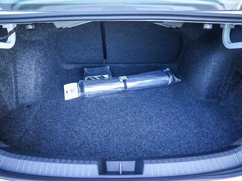 New 2026 Volkswagen Jetta SE image 37