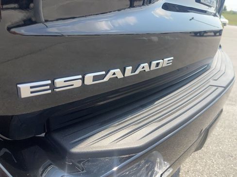 New 2026 Cadillac Escalade Luxury w/ Touring Package AWD/4WD image 4