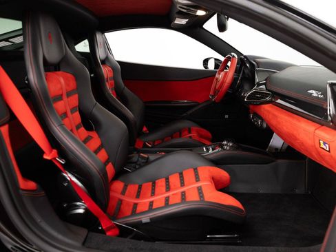 Certified 2015 Ferrari 458 Italia Coupe RWD image 59