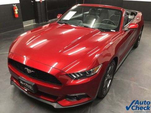 Used 2016 Ford Mustang Convertible w/ Equipment Group 051A image 6