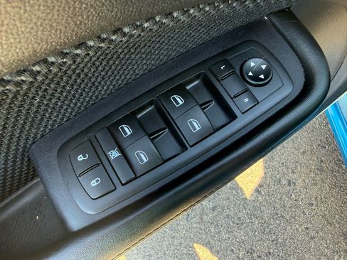 Used 2016 Dodge Dart SE w/ Convenience Group image 12