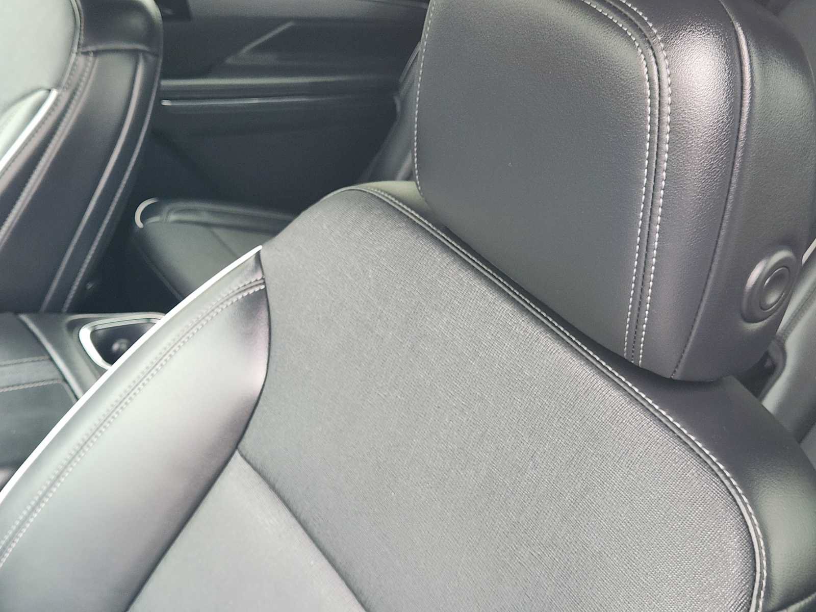 Certified 2026 Buick Enclave Preferred FWD image 16